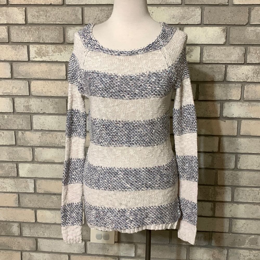 3for$20 sweater xs